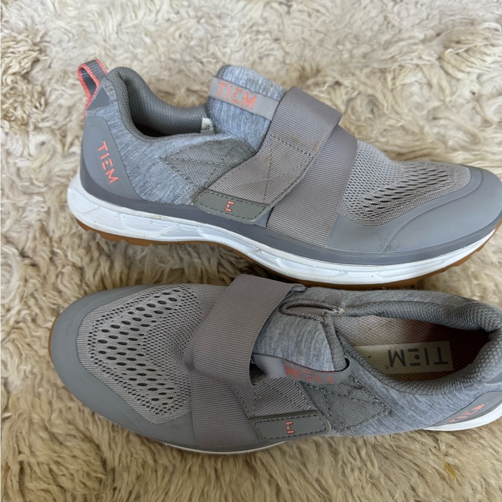Women’s Tiem 8.5 Gray Cycling Shoes